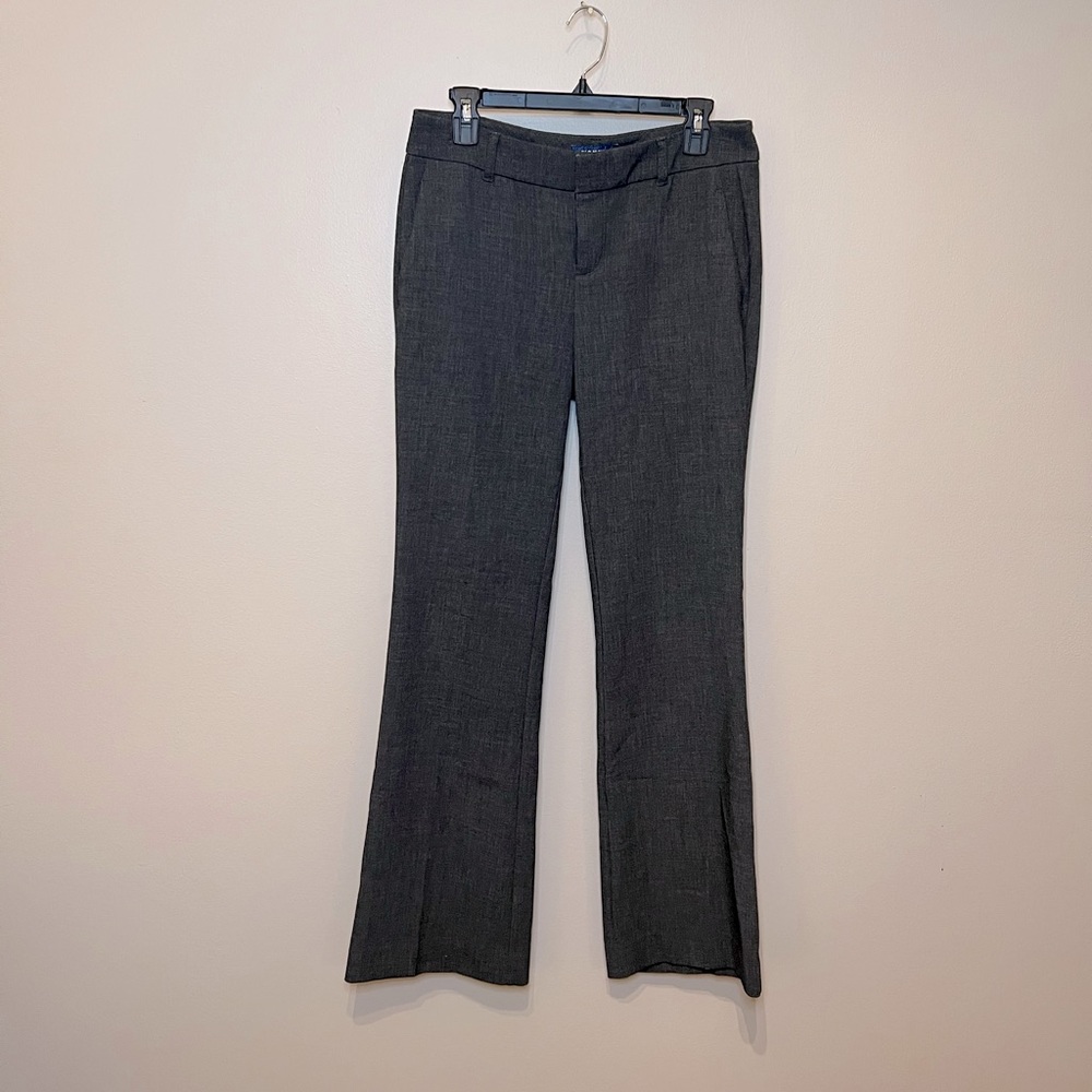 Business casual pants. Old navy. Size 6. Gray.